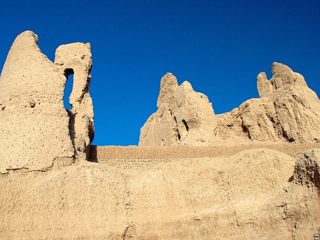 img00037.jpg