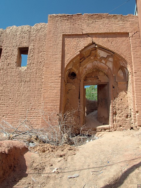 img00014.jpg
