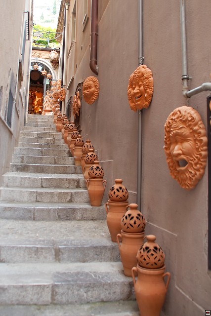 img00028.jpg