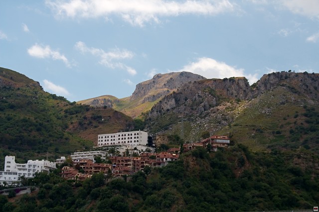 img00009.jpg