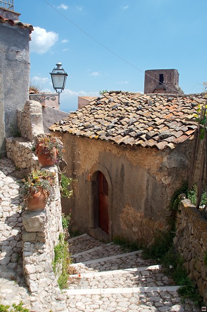 img00012.jpg