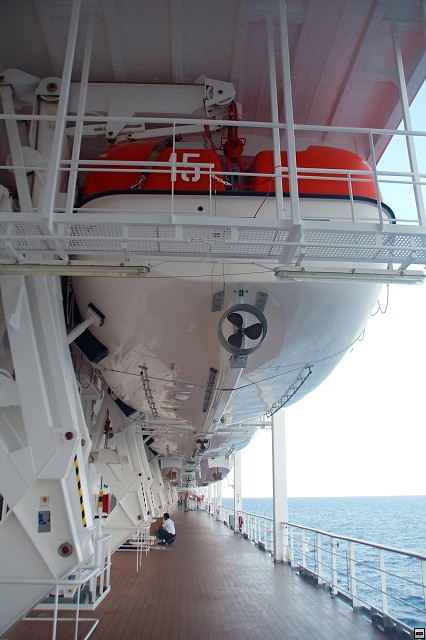 img00004.jpg