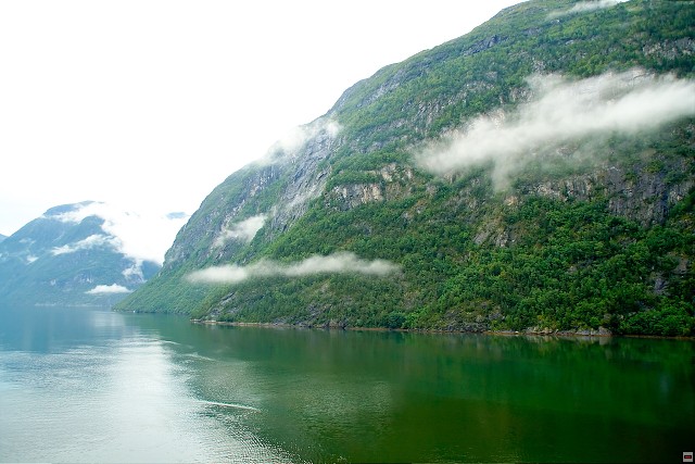 img00002.jpg