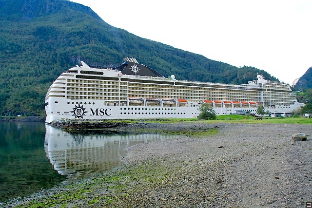 img00012.jpg