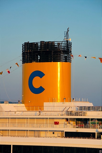 img00004.jpg