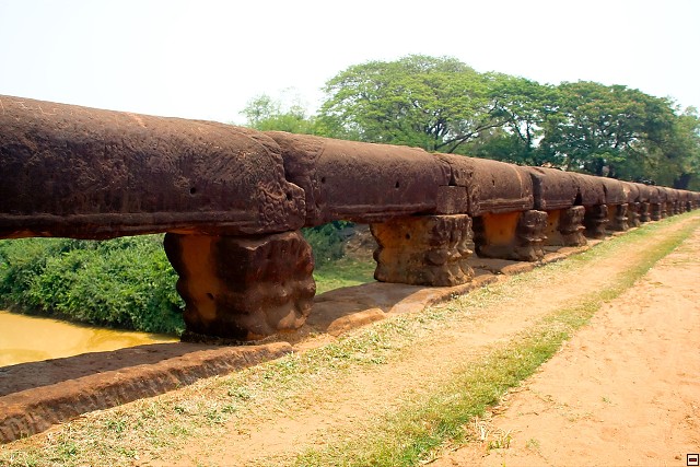 img00014.jpg
