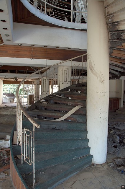 img00015.jpg