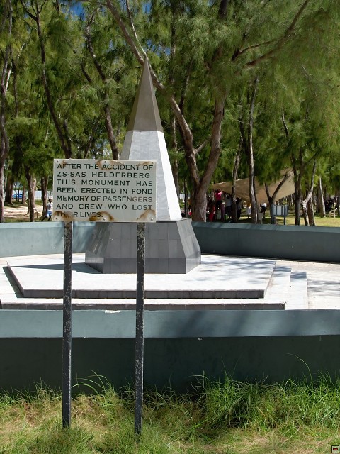 img00004.jpg