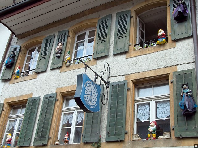 img00005.jpg