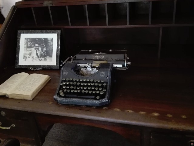 img00030.jpg