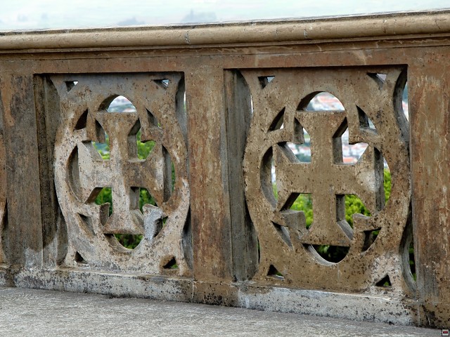 img00017.jpg