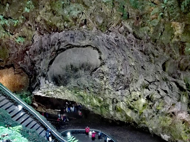 img00027.jpg