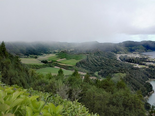 img00004.jpg
