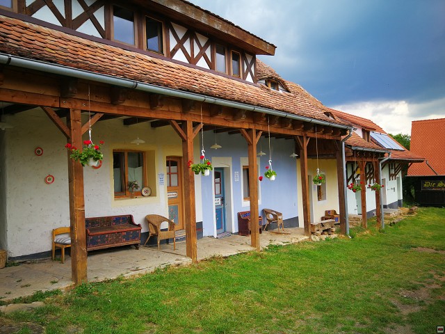 img00030.jpg