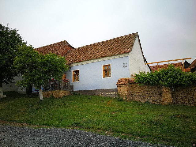 img00049.jpg