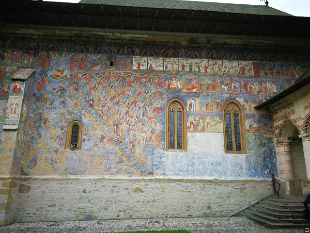 img00034.jpg