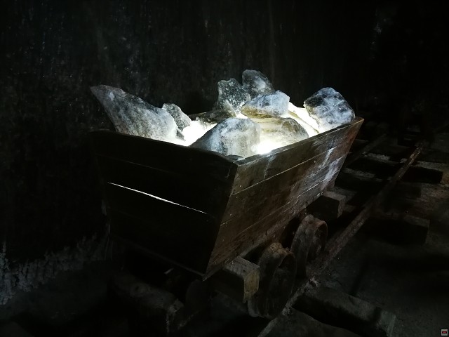 img00009.jpg