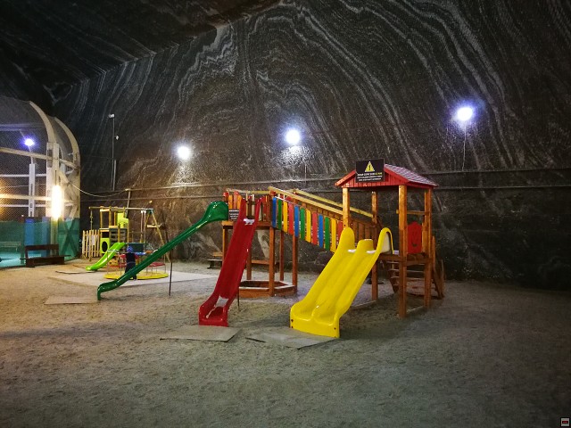 img00019.jpg