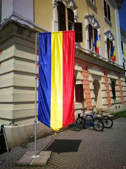 img00042.jpg