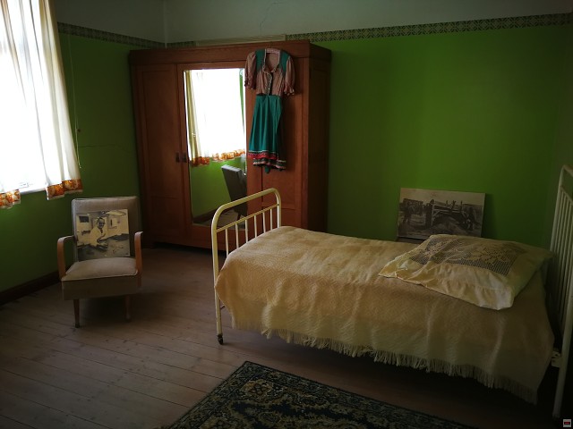 img00009.jpg