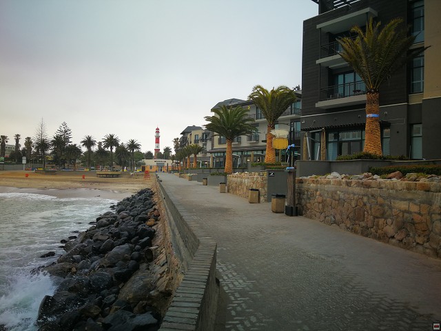 img00002.jpg