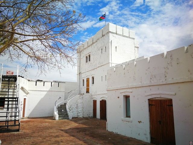 img00007.jpg