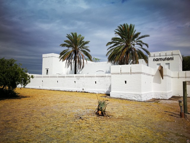 img00012.jpg