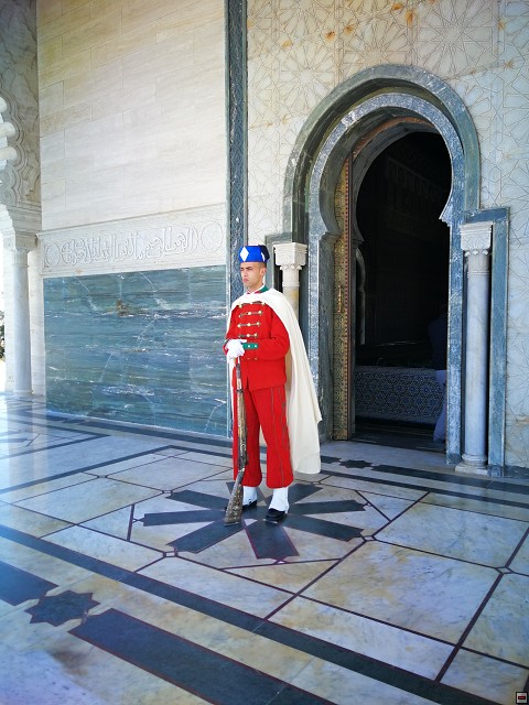 img00027.jpg