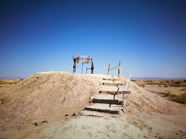img00015.jpg