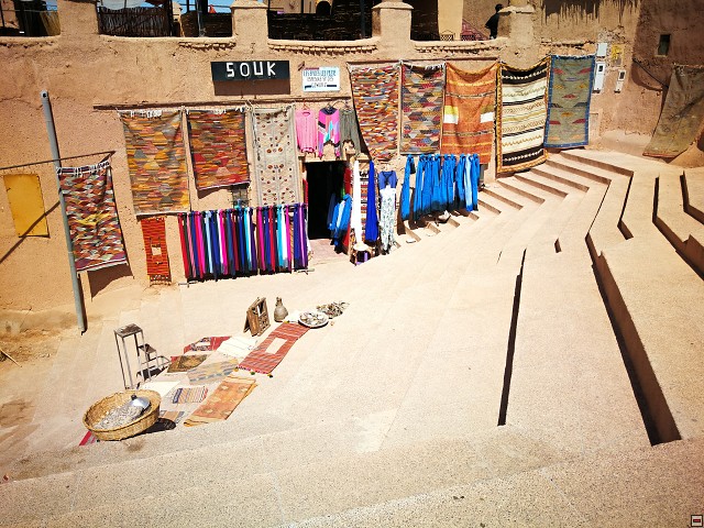 img00004.jpg