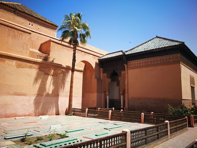 img00009.jpg
