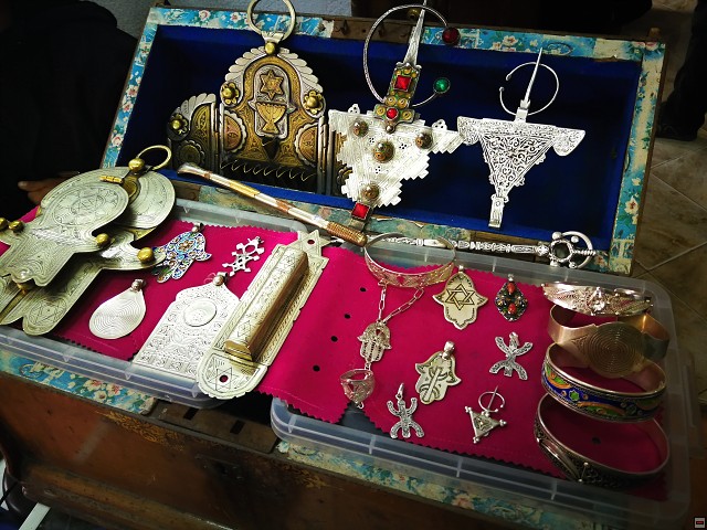 img00007.jpg