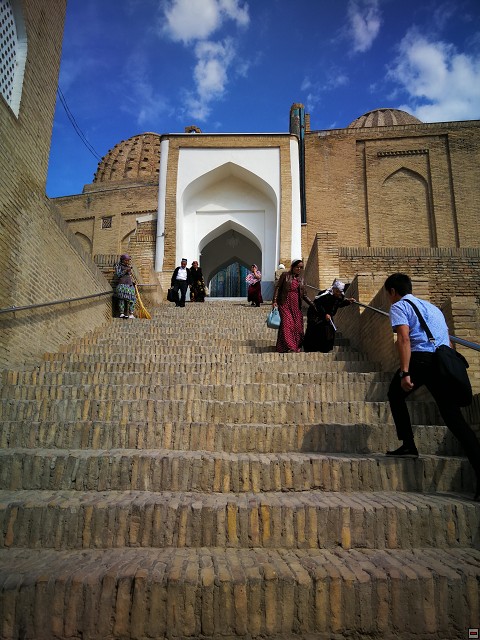 img00002.jpg