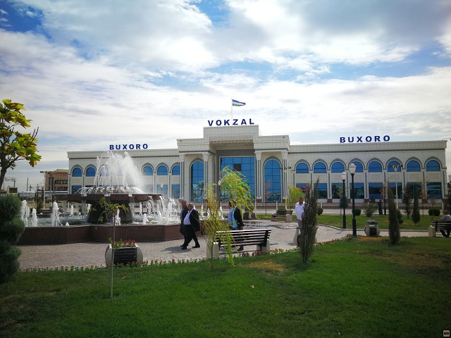 img00004.jpg