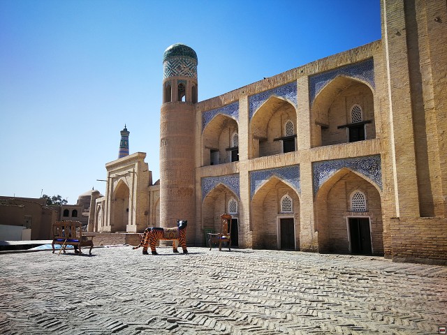 img00023.jpg
