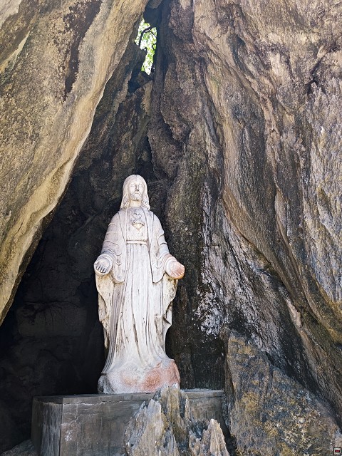 img00070.jpg