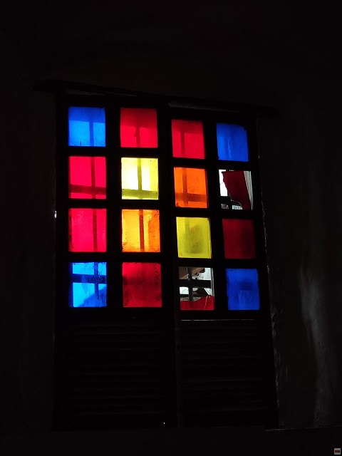 img00017.jpg