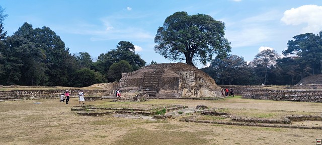 img00018.jpg