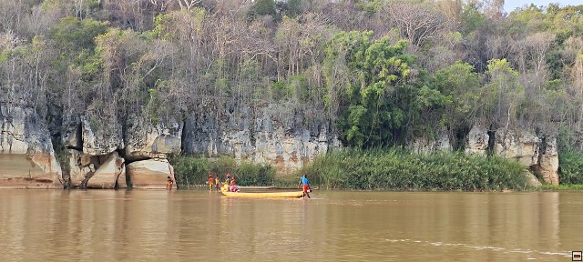 img00017.jpg