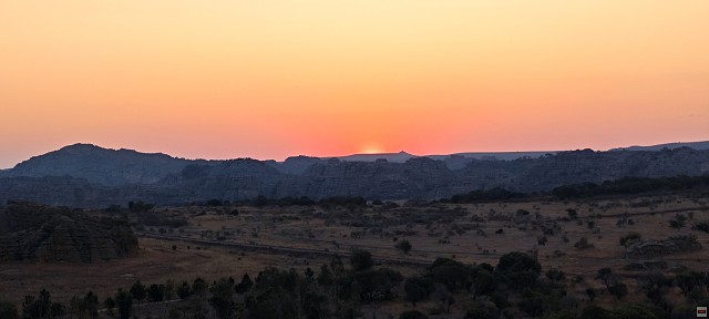 img00047.jpg