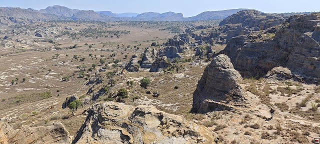 img00021.jpg
