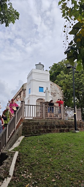 img00005.jpg