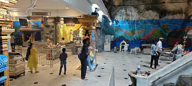 img00017.jpg