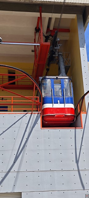 img00009.jpg
