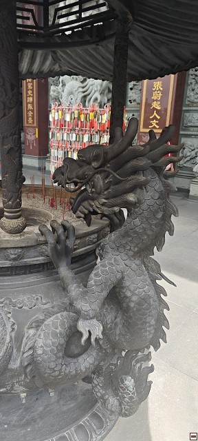 img00004.jpg