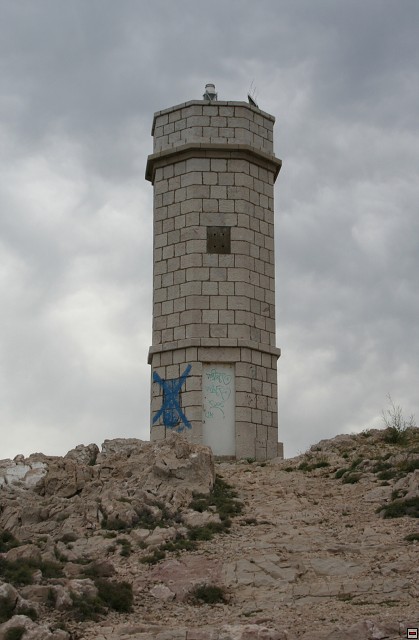 img00010.jpg