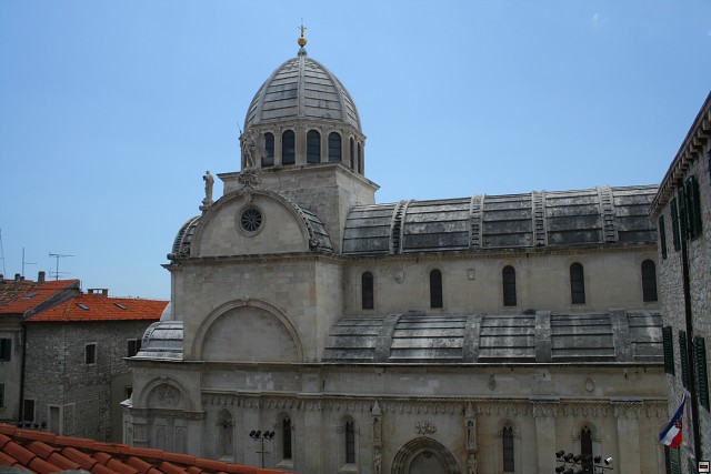 img00019.jpg