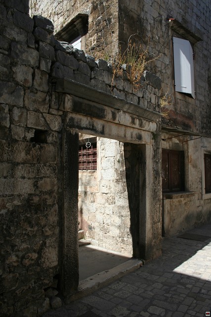 img00028.jpg