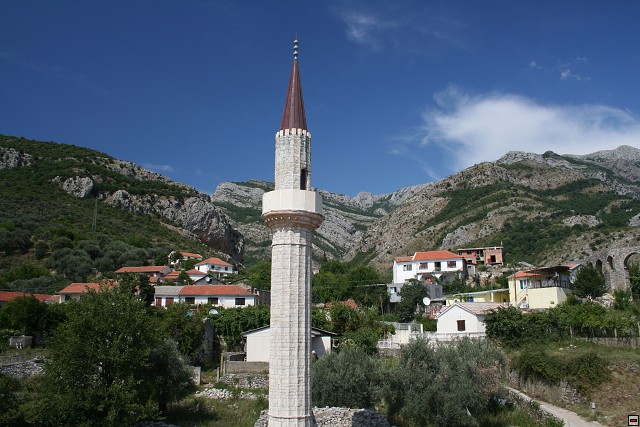 img00004.jpg