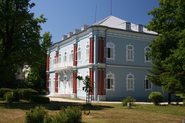 img00013.jpg